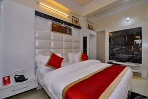 Hotel Ganpati Plaza - Image 2