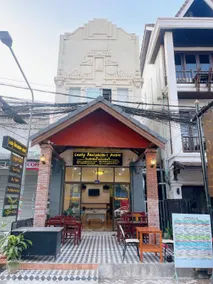 Lucky Backpackers Hostel - Image 2