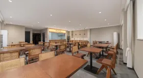 假日巷扉设计师酒店-四川大学华西医院店 - Image 3