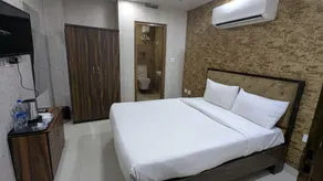 Hotel howdy - Image 4