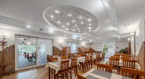 Raketa Residence, restaurant & hotel - Image 3