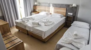 Hotel Coral - Image 2