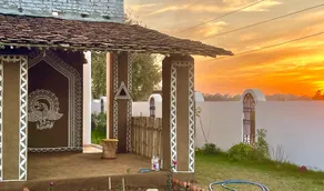La Curcuma Luxury Homestay - Image 4