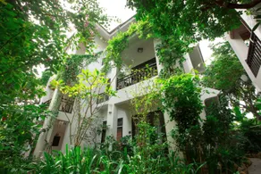East West Villa - Image 5
