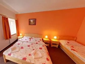 Horský Hotel Sněženka - Image 2
