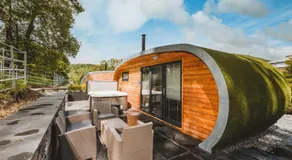 Newby Bridge Hotel - Image 3
