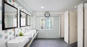 YOOSABAI HOSTEL AND GUESTHOUSE  - Image 2
