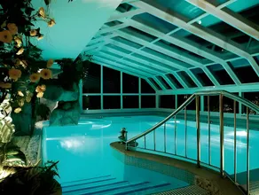 Hotel Garden - Image 5