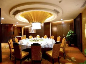 Shenyang Northeast Hotel - Image 3