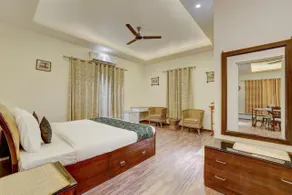 Aravale Farm Pet-friendly 4-BHK Farmhouse With Private Pool, 2-Acre Lush Garden & Aravali Views - Image 2