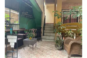 OYO 876 Escurel Inn Boracay - Image 4