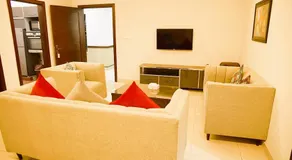 Gulberg Suites - Image 3