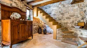 MAROYDA STONEHOUSE - Image 3