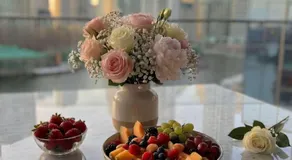 London Canary Wharf Luxury Stay - Image 5
