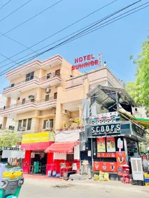 Hotel Sunrise - Image 1