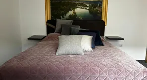 Motel Medium - Image 2