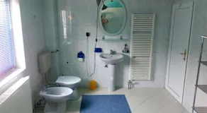 Apartments Hills - Image 2