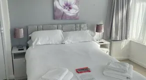 The Saxby Hotel - Image 2