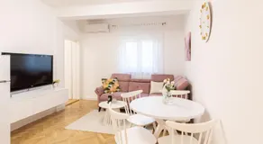 Apartment Kastello - Kastel Luksic - Image 3