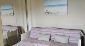 Ioanna's sweet & cozy apartment with sea view - Image 5