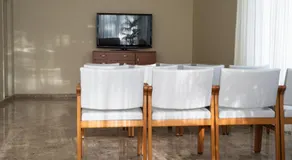 Hotel Happy - Image 5