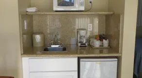 Coronet Motel - Image 3