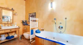 Historische Scheune mit Whirlpool - Image 3