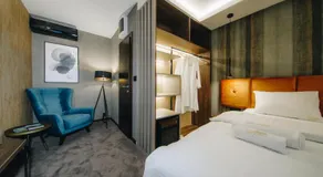 Boutique Luxury Apartments - Image 2