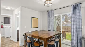 Hot Tub, Sleeps 12, Well-Stocked Kitchen, Central Location, Modern Home - Image 4
