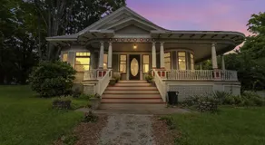 Mountain View Victorian with Convenient Location and Lots of Space tp Play farmhouse - Image 5