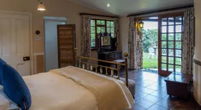 Reilly's Rock Hilltop Lodge - Image 2
