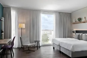 Stellaris Apartment Hotel - Image 2