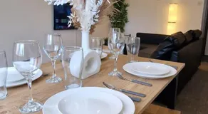 Thesiger Court Apartments - Free Private Parking - by Property Promise - Image 3