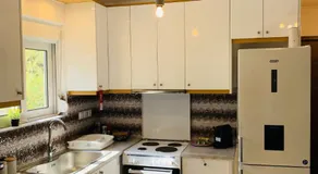 Alex Comfort Room - Image 3
