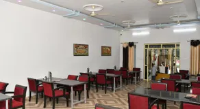 Hotel Ananta Inn - Image 3