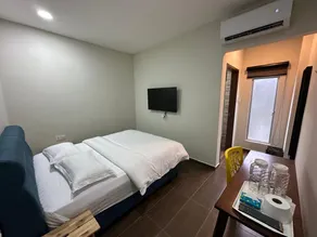 Home Travelodge - Image 3