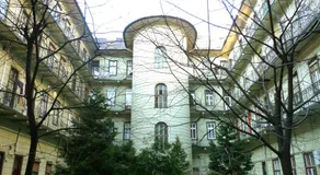 Planet Holiday Apartments - Image 4