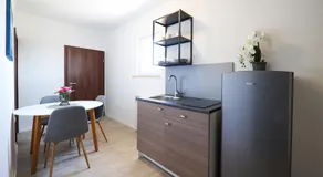 Beachfront Apartments and Rooms - Image 2