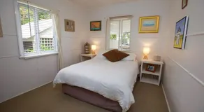 23 Bryce St Moffat Beach - Image 2
