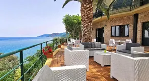 Villa Anita Apartments - Image 2