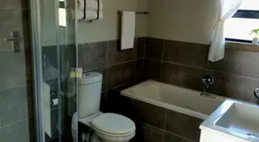 True Star at True North Modern 2 Bed Apartment - Image 1