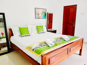 Sampath Grand Hotel - Image 2