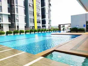 Le Pavilion by Salaam Suites, 5 pax, near Setiawalk - Image 3