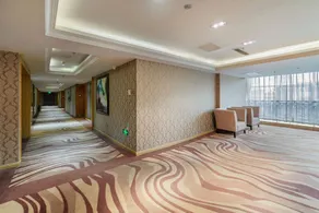 Leshan Hotel - Image 5