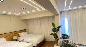 Sheraton Luxury Suites - Image 2