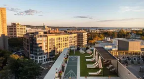 Luxury Furnished Apartments by Hyatus Downtown at Yale - Image 5