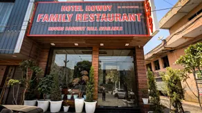 Hotel howdy - Image 3