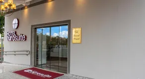 Hotel Euro Suite Santa Rita do Passa Quatro - Image 4