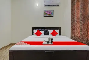 Hotel APM - Image 2