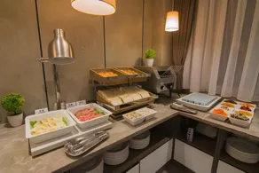 Home Inn Plus Shijiazhuang Tianshan Dajie Sea World - Image 4